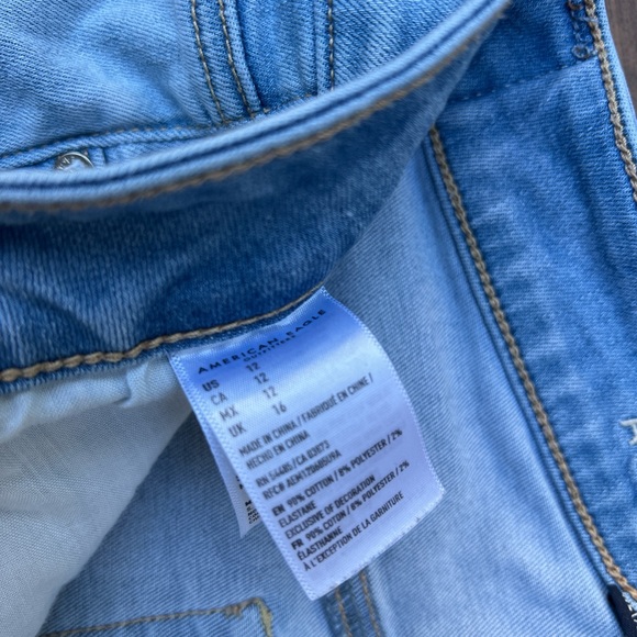 American Eagle Outfitters Light Blue Ripped Jean Shorts - Picture 5 of 5